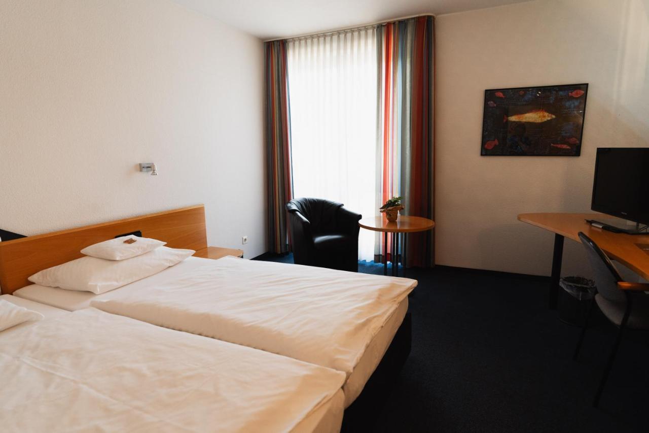 Hotel Am Weiher Эркеленц Экстерьер фото