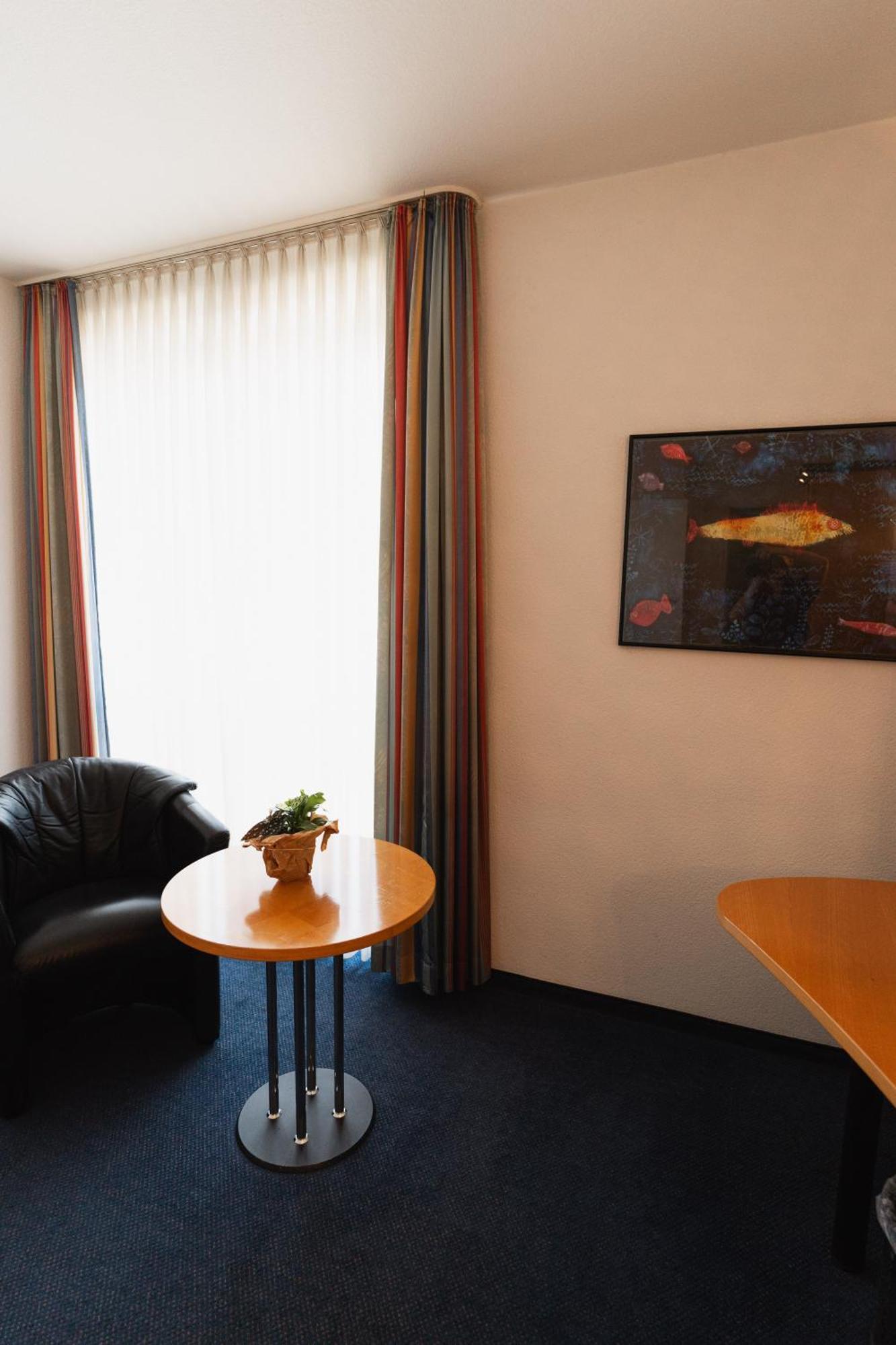 Hotel Am Weiher Эркеленц Экстерьер фото
